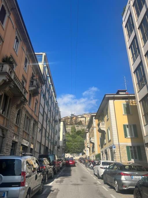 5Min From Citta Alta Chic Bergamo City Apartment ภายนอก รูปภาพ