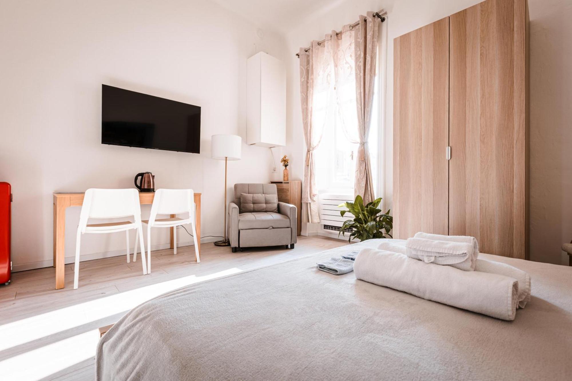 5Min From Citta Alta Chic Bergamo City Apartment ภายนอก รูปภาพ